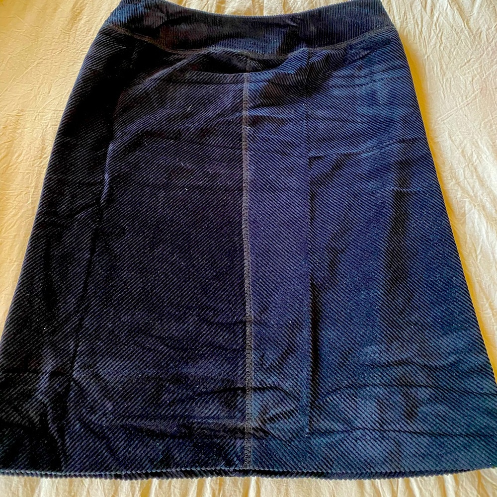Jones NY brushed corduroy skirt